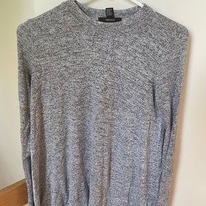 Heathered grey long sleeve